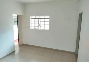 Foto 1 de Casa com 1 Quarto para alugar, 40m² em Vila Matilde, São Paulo