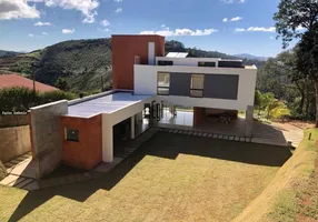 Foto 1 de Casa com 3 Quartos à venda, 371m² em Novo Horizonte, Juiz de Fora