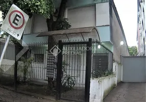 Foto 1 de Kitnet com 1 Quarto à venda, 28m² em Rio Branco, Porto Alegre