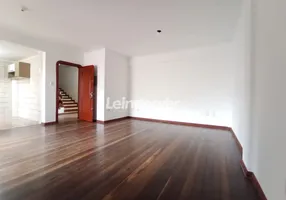 Foto 1 de Apartamento com 3 Quartos para alugar, 115m² em Santo Antônio, Porto Alegre