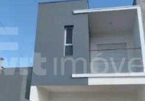 Foto 1 de Sobrado com 2 Quartos à venda, 86m² em Centro, Monte Sião