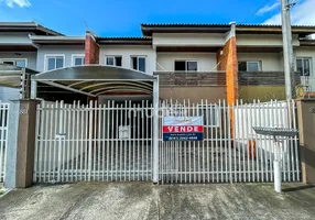 Foto 1 de Sobrado com 3 Quartos à venda, 120m² em Afonso Pena, São José dos Pinhais