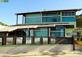 Foto 1 de Casa com 4 Quartos para alugar, 150m² em Canto Grande, Bombinhas