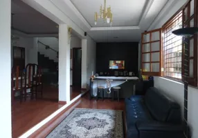 Foto 1 de Casa com 4 Quartos à venda, 600m² em Trevo, Belo Horizonte