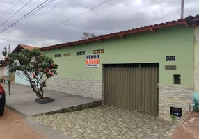 Foto 1 de Casa com 3 Quartos à venda, 250m² em Conjunto Dona Iris II, Trindade