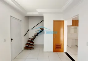 Foto 1 de Casa de Condomínio com 2 Quartos para alugar, 54m² em Vila Carrão, São Paulo