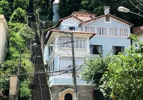Foto 1 de Casa com 7 Quartos à venda, 525m² em Cosme Velho, Rio de Janeiro