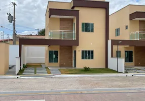 Foto 1 de Casa de Condomínio com 3 Quartos à venda, 130m² em Alto do Calhau, São Luís