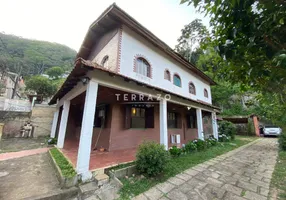 Foto 1 de Casa com 5 Quartos para alugar, 182m² em Albuquerque, Teresópolis