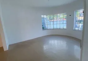 Foto 1 de Casa com 6 Quartos para alugar, 380m² em Pompeia, Santos