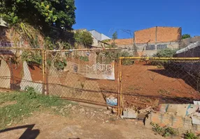 Foto 1 de Lote/Terreno à venda, 193m² em Jardim Universal, Araraquara