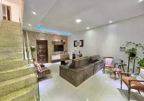 Foto 1 de Casa com 5 Quartos à venda, 440m² em Sagrada Família, Belo Horizonte