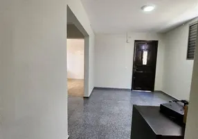 Foto 1 de Apartamento com 2 Quartos para alugar, 65m² em São Jorge, Santos