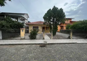 Foto 1 de Casa com 3 Quartos à venda, 120m² em Centro, Biguaçu