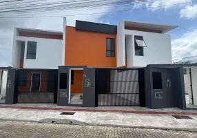 Foto 1 de Casa de Condomínio com 3 Quartos à venda, 101m² em Rio Pequeno, Camboriú