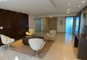 Foto 1 de Apartamento com 3 Quartos à venda, 75m² em Cabral, Curitiba