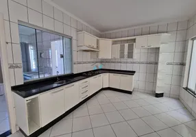 Foto 1 de Apartamento com 3 Quartos à venda, 102m² em Centro, Balneário Piçarras