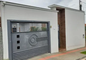Foto 1 de Casa com 2 Quartos à venda, 95m² em Jardim Planalto , Londrina