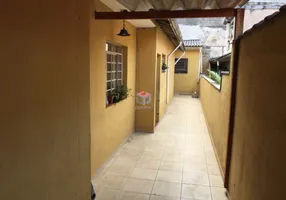 Foto 1 de Casa com 2 Quartos à venda, 140m² em Taboão, São Bernardo do Campo
