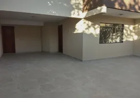 Foto 1 de Casa com 3 Quartos à venda, 100m² em Centro, Curitiba