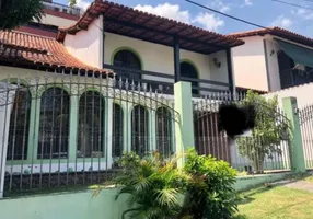 Foto 1 de Casa com 3 Quartos à venda, 250m² em  Vila Valqueire, Rio de Janeiro