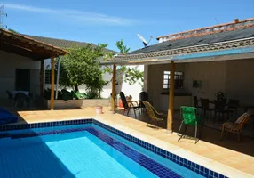 Foto 1 de Casa com 4 Quartos à venda, 280m² em Jardim Bonanza, Goiânia