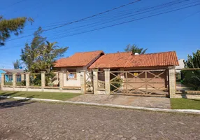 Foto 1 de Casa com 3 Quartos à venda, 161m² em , Tramandaí