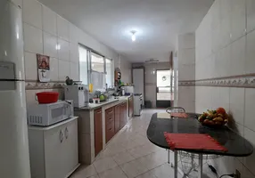 Foto 1 de Casa com 3 Quartos à venda, 211m² em Mutuá, São Gonçalo