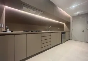 Foto 1 de Apartamento com 4 Quartos à venda, 173m² em Brooklin, São Paulo