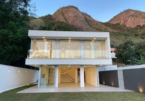 Foto 1 de Casa com 3 Quartos à venda, 148m² em Itacoatiara, Niterói
