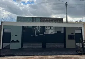 Foto 1 de Casa com 3 Quartos à venda, 72m² em Laranjeiras, Uberlândia