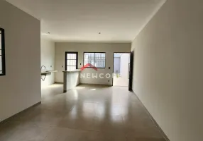 Foto 1 de Casa com 2 Quartos à venda, 64m² em Parque Residencial Castelo, Bauru