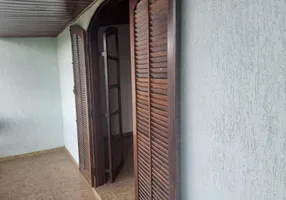 Foto 1 de Casa com 3 Quartos à venda, 80m² em Vila Mercês, Carapicuíba