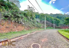 Foto 1 de Lote/Terreno à venda, 837m² em Vargem Grande, Teresópolis