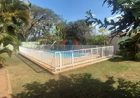 Foto 1 de Fazenda/Sítio com 7 Quartos para alugar, 303m² em VALE DO SOL, Indaiatuba