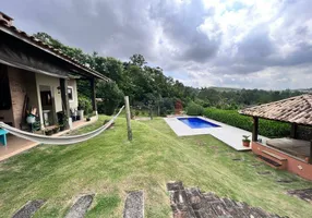 Foto 1 de Casa de Condomínio com 3 Quartos à venda, 349m² em Chácaras Catagua, Taubaté