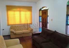 Foto 1 de Casa com 3 Quartos à venda, 156m² em Umuarama, Uberlândia