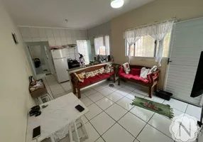 Foto 1 de Casa com 2 Quartos à venda, 71m² em Tupy, Itanhaém