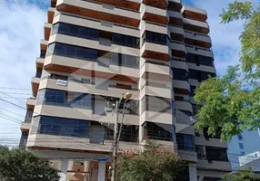 Foto 1 de Apartamento com 3 Quartos para alugar, 108m² em Centro, Caxias do Sul