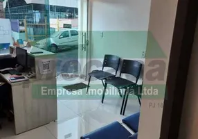 Foto 1 de Casa com 3 Quartos à venda, 250m² em Petrópolis, Manaus