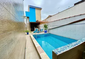 Foto 1 de Casa com 4 Quartos à venda, 390m² em Marapé, Santos