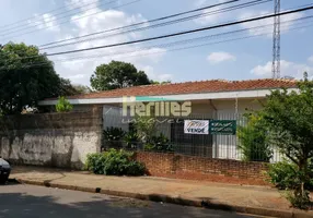 Foto 1 de Casa com 3 Quartos para venda ou aluguel, 254m² em Centro, Cosmópolis