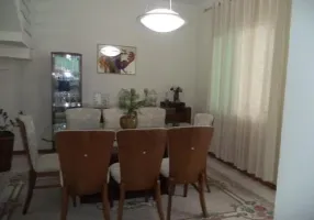 Foto 1 de Casa com 3 Quartos à venda, 110m² em Vila Áurea, Poá
