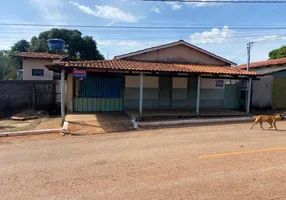 Foto 1 de Casa com 2 Quartos à venda, 110m² em Setor Central, Santa Rita do Novo Destino