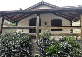 Foto 1 de Casa com 3 Quartos à venda, 150m² em Quarteirão Ingelhein, Petrópolis