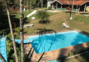 Foto 1 de Fazenda/Sítio com 4 Quartos à venda, 200m² em Chacara Recanto Verde, Cotia