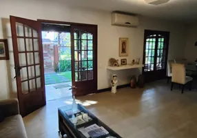 Foto 1 de Casa de Condomínio com 4 Quartos à venda, 453m² em Barra da Tijuca, Rio de Janeiro