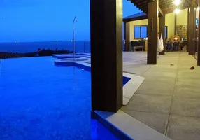 Foto 1 de Casa com 4 Quartos à venda, 421m² em Praia da Costa, Vila Velha