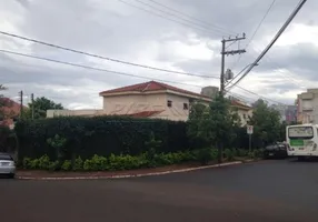 Foto 1 de Casa com 4 Quartos para alugar, 291m² em Jardim Califórnia, Ribeirão Preto