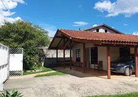 Foto 1 de Casa com 4 Quartos à venda, 239m² em Centro, Nazaré Paulista